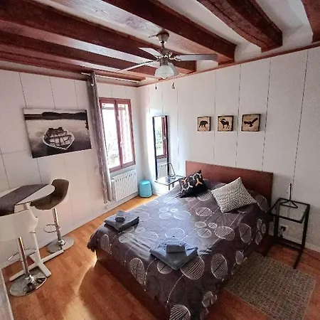 Corte Zappa 3* البندقية